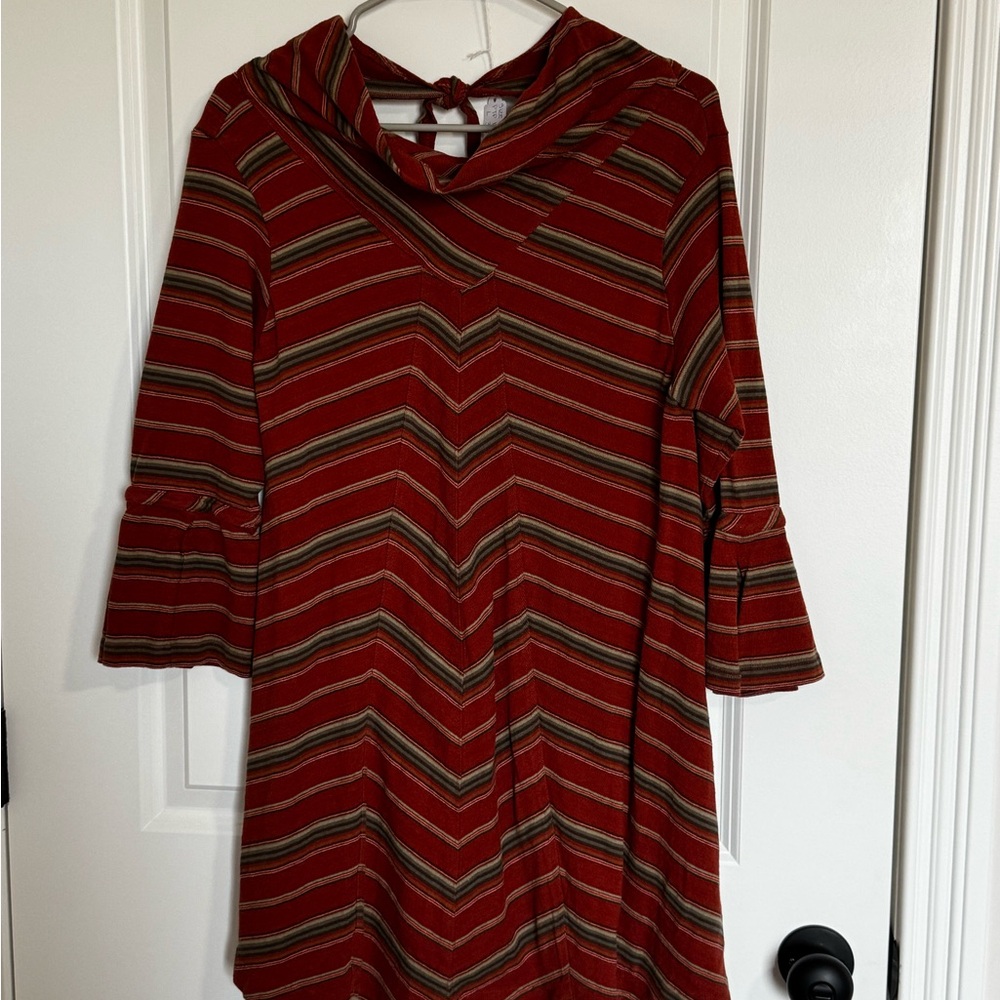 💙New Romantics Striped Knit Dress | Tie-Back V-Neck | Rust Red | Size M